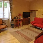 Jardin D'arcy - D'hotes Avec Piscine Et Frühstückspension Bois