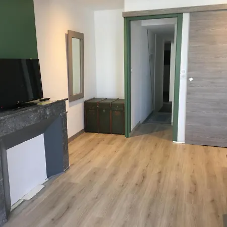 Jardin D'arcy - D'hôtes Avec Piscine Et Bois