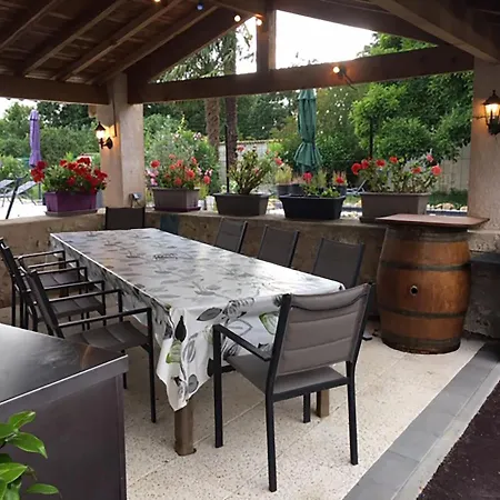 Jardin D'arcy - D'hôtes Avec Piscine Et