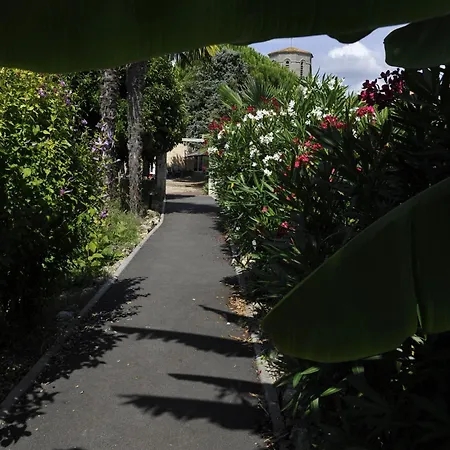 住宿加早餐酒店 Jardin D'arcy - D'hotes Avec Piscine Et