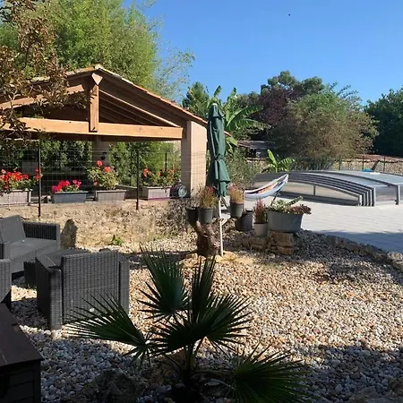 Jardin D'arcy - D'hotes Avec Piscine Et