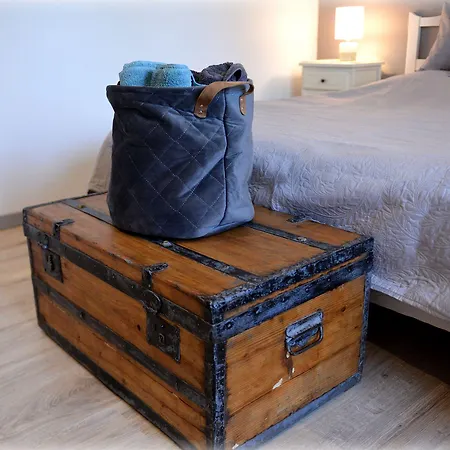 Jardin D'arcy - D'hôtes Avec Piscine Et Couette-café