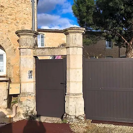Jardin D'arcy - D'hotes Avec Piscine Et Bois