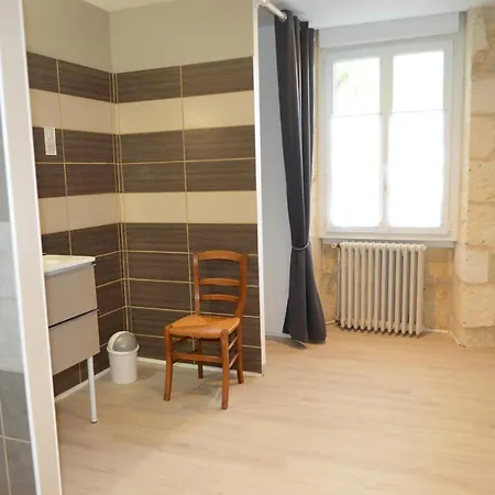 Jardin D'arcy - D'hotes Avec Piscine Et 住宿加早餐酒店 3*