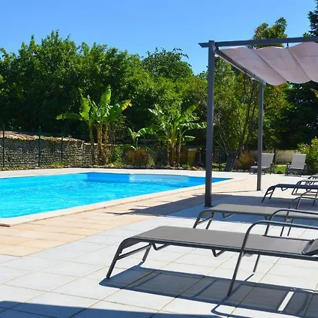 Jardin D'arcy - D'hotes Avec Piscine Et 3*