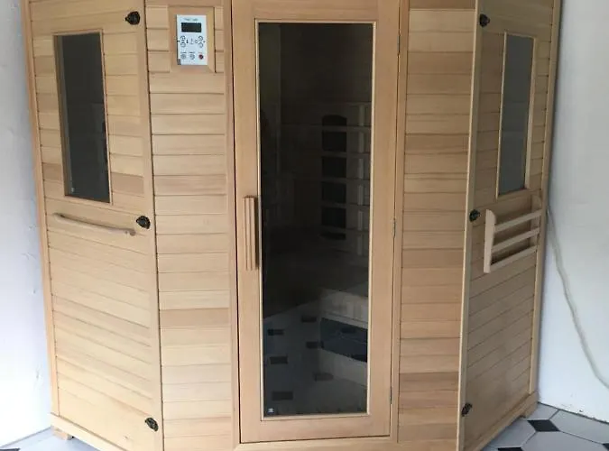 Bed & Breakfast Jardin D'arcy - D'hotes Avec Piscine Et