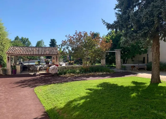 Bed & Breakfast Jardin D'arcy - D'hotes Avec Piscine Et