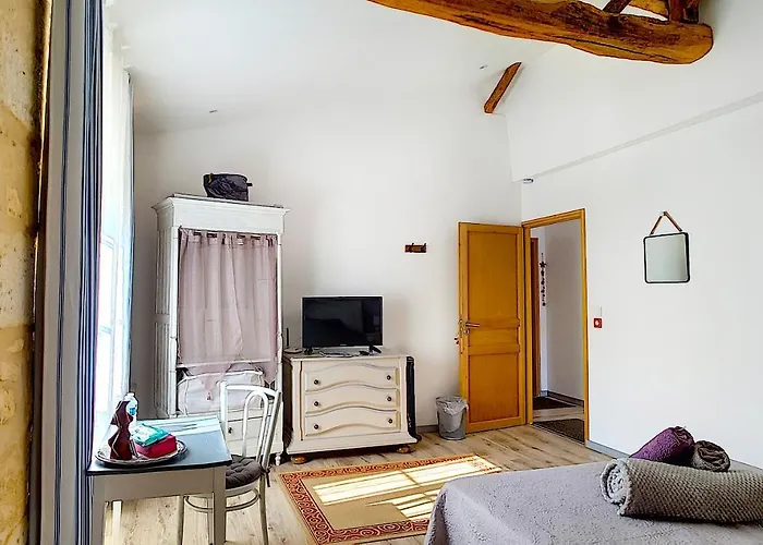 Jardin D'arcy - D'hotes Avec Piscine Et Bed & Breakfast