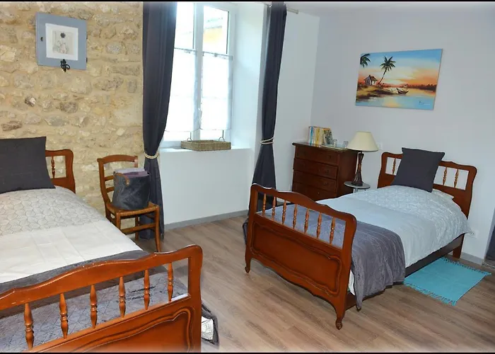 Bed & Breakfast Jardin D'arcy - D'hotes Avec Piscine Et