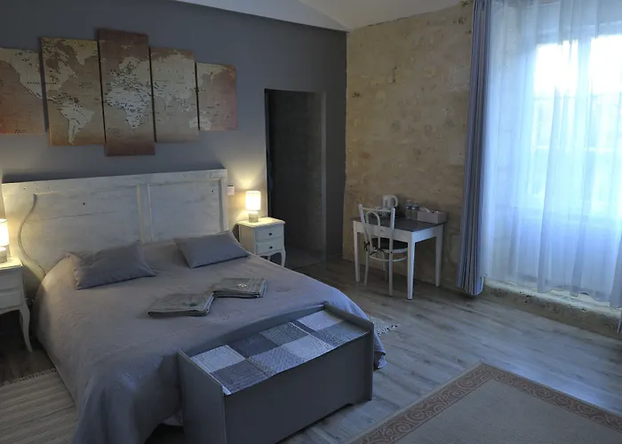 Jardin D'arcy - D'hotes Avec Piscine Et