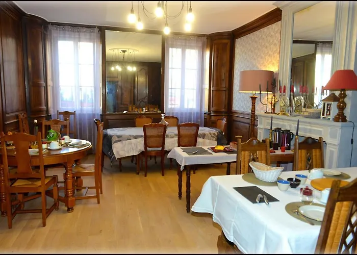 Bed & Breakfast Jardin D'arcy - D'hotes Avec Piscine Et Bois