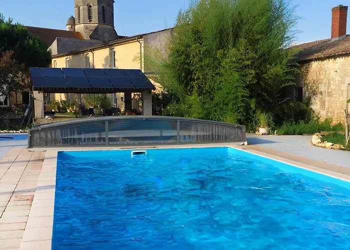 Jardin D'arcy - D'hotes Avec Piscine Et