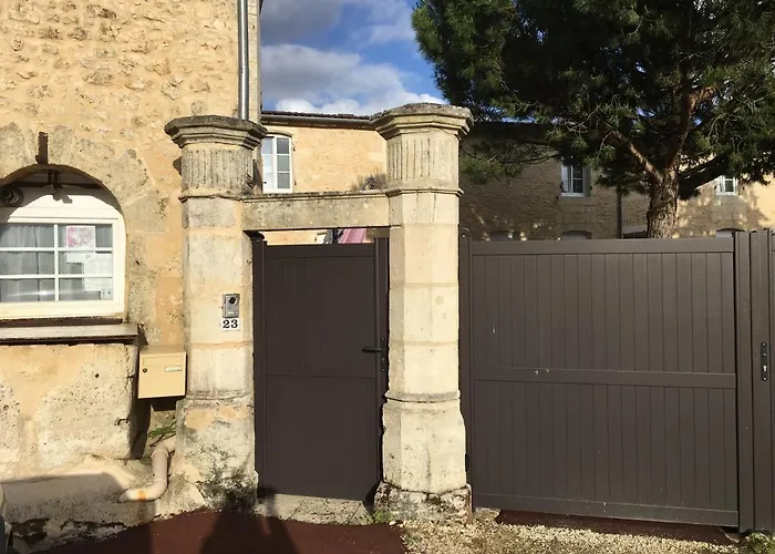 Bed & Breakfast Jardin D'arcy - D'hotes Avec Piscine Et Bois